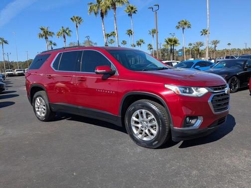 2021 Chevrolet Traverse LT Cloth
