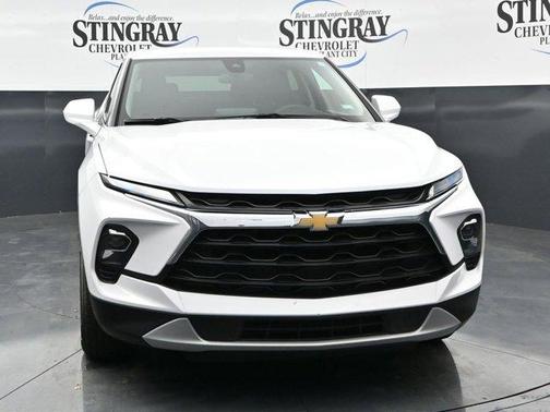 Summit White 2025 Chevrolet Blazer LT