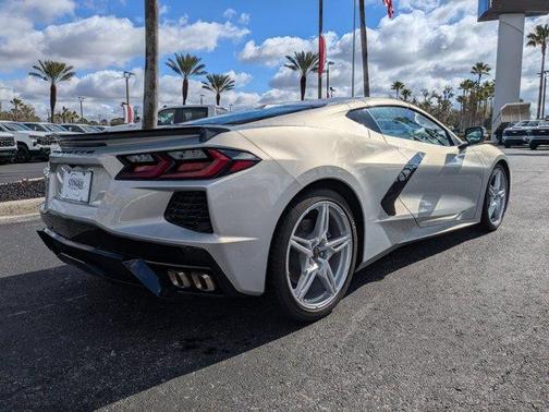 2024 Chevrolet Corvette Stingray w/2LT