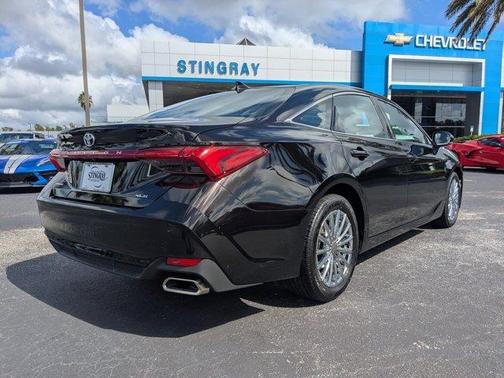 2020 Toyota Avalon XLE
