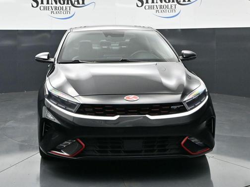 Aurora Black Pearl 2022 Kia Forte GT