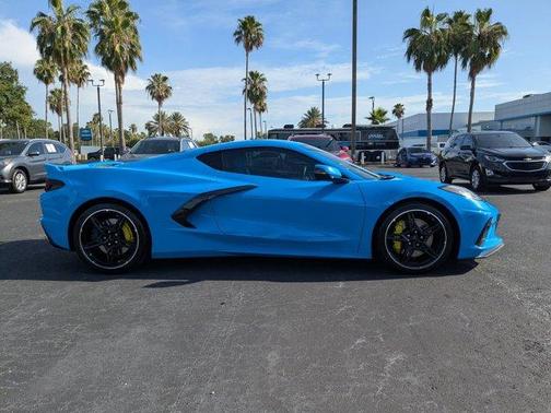 2022 Chevrolet Corvette Stingray w/3LT