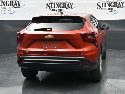 Cayenne Orange Metallic 2024 Chevrolet Trax LS