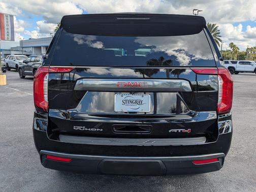 2023 GMC Yukon XL AT4