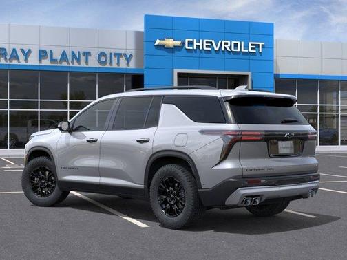 Sterling Gray Metallic 2026 Chevrolet Traverse Z71