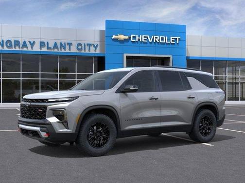 Sterling Gray Metallic 2026 Chevrolet Traverse Z71
