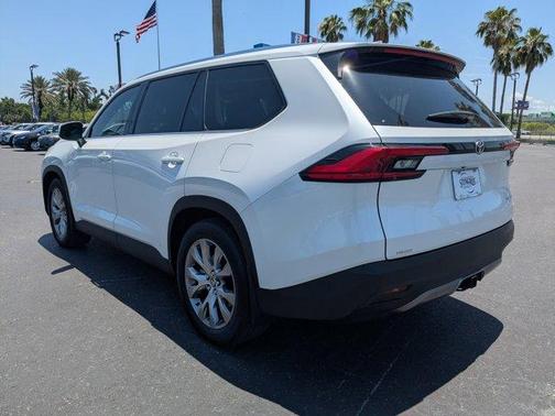 2024 Toyota Grand Highlander LIMITED