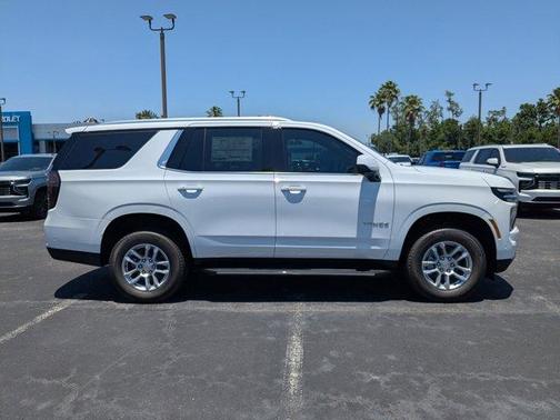 2025 Chevrolet Tahoe LS
