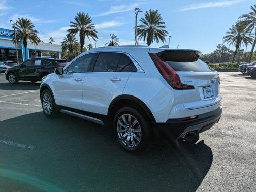 2021 Cadillac XT4 Premium Luxury