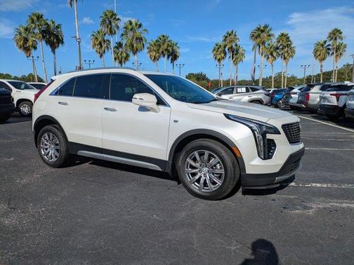 2021 Cadillac XT4 Premium Luxury