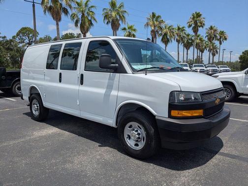 2025 Chevrolet Express 2500 Work Van