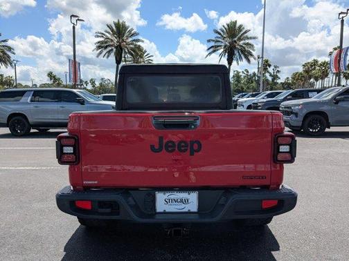 2021 Jeep Gladiator Sport