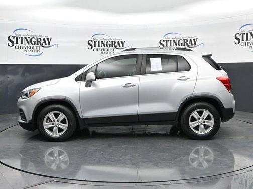 Silver Ice Metallic 2020 Chevrolet Trax LT