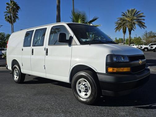 2025 Chevrolet Express 2500 Work Van
