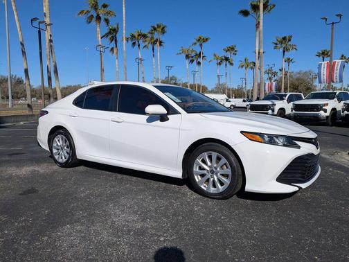 2020 Toyota Camry LE
