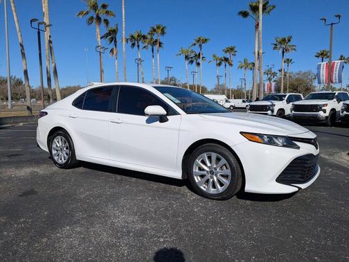 2020 Toyota Camry LE