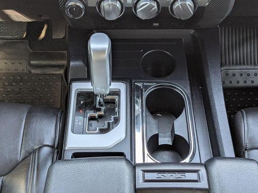 2017 Toyota Tundra SR5