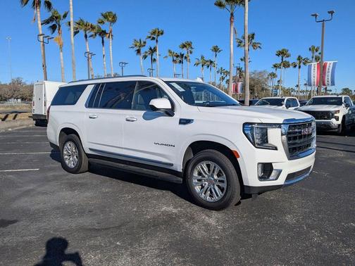 2024 GMC Yukon XL SLT