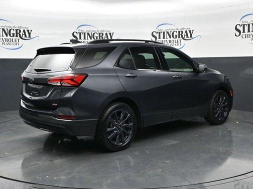 Gray 2022 Chevrolet Equinox RS