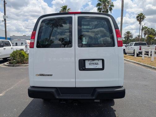 2025 Chevrolet Express 2500 Work Van