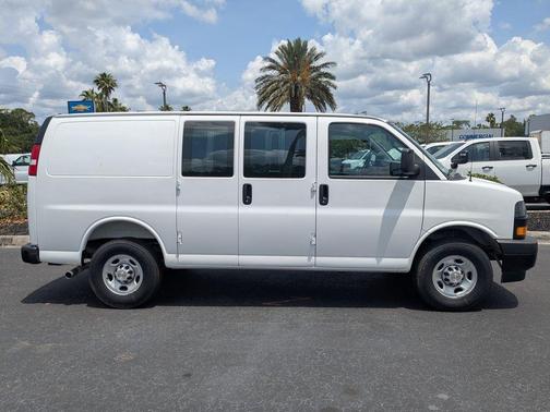 2025 Chevrolet Express 2500 Work Van