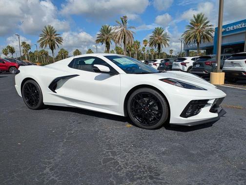 2025 Chevrolet Corvette Stingray w/2LT