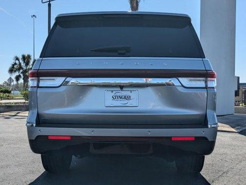 2024 Lincoln Navigator Premiere