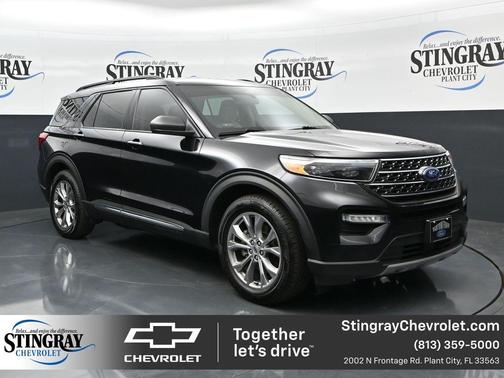 Agate Black Metallic 2022 Ford Explorer XLT