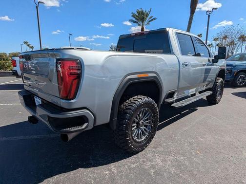 2024 GMC Sierra 2500 Denali