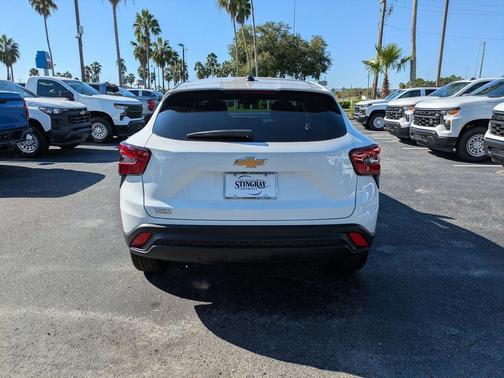 2026 Chevrolet Trax LS