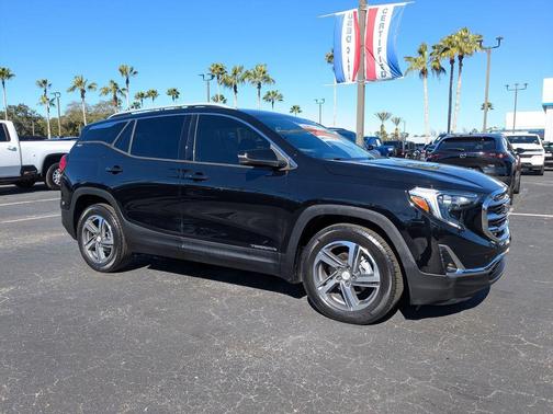 2021 GMC Terrain SLT