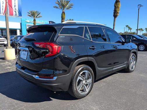 2021 GMC Terrain SLT