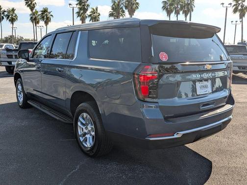 2026 Chevrolet Suburban LS