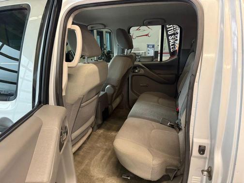 2012 Nissan Frontier S