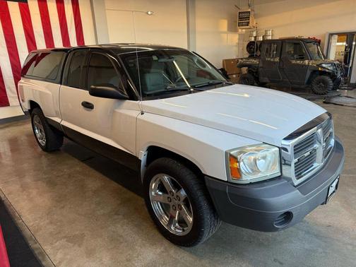 2007 Dodge Dakota ST Club Cab