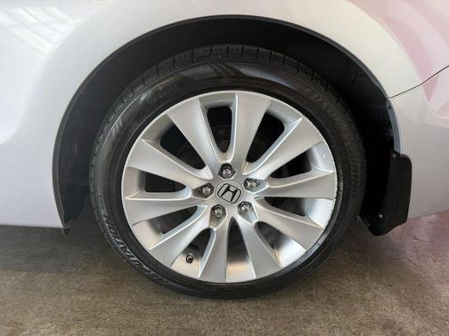 Alabaster Silver 2010 Honda Accord EX-L