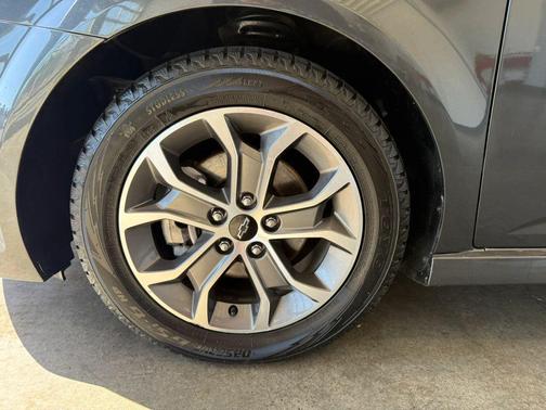 Nightfall Gray 2018 Chevrolet Sonic LT