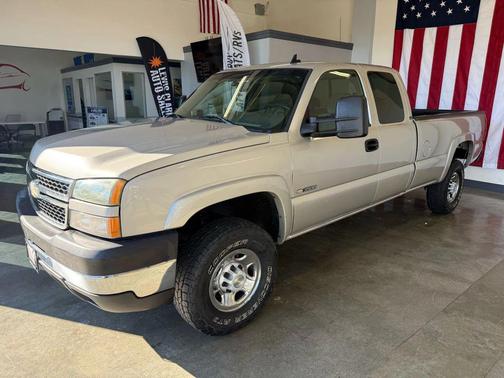 2006 Chevrolet Silverado 3500 LT Extended Cab