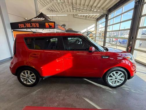 2019 Kia Soul +