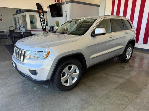 2012 Jeep Grand Cherokee Laredo