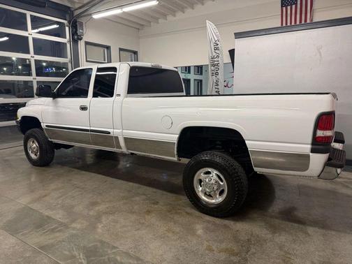 2001 Dodge Ram 2500 Base
