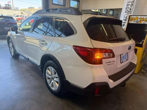 2018 Subaru Outback 2.5i Premium