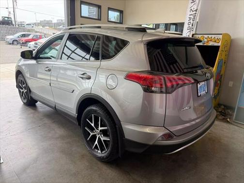 2016 Toyota RAV4 SE