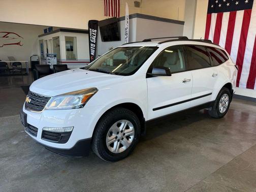 2017 Chevrolet Traverse LS