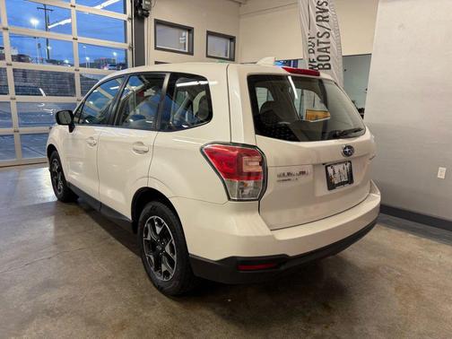 2018 Subaru Forester 2.5i