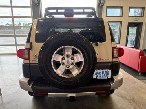 2008 Toyota FJ Cruiser Base