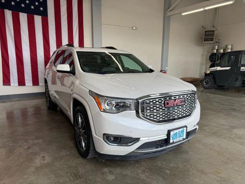 2018 GMC Acadia Denali