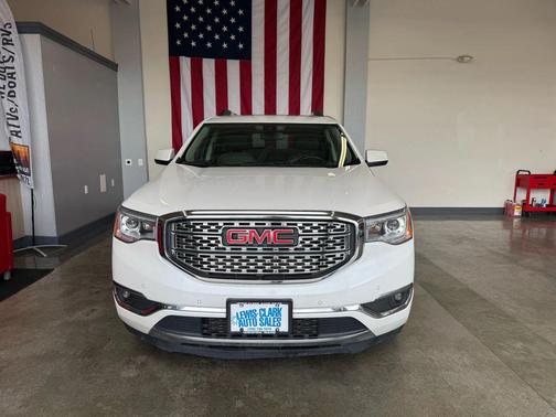 2018 GMC Acadia Denali