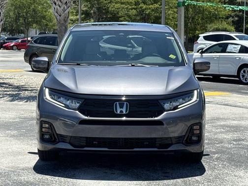 Modern Steel Metallic 2026 Honda Odyssey Elite