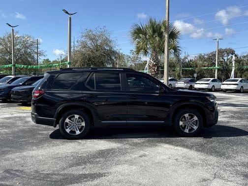 Crystal Black Pearl 2026 Honda Pilot EX-L